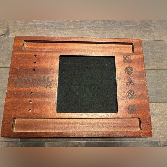 Celtic challenge wooden board - Picture 2 of 9